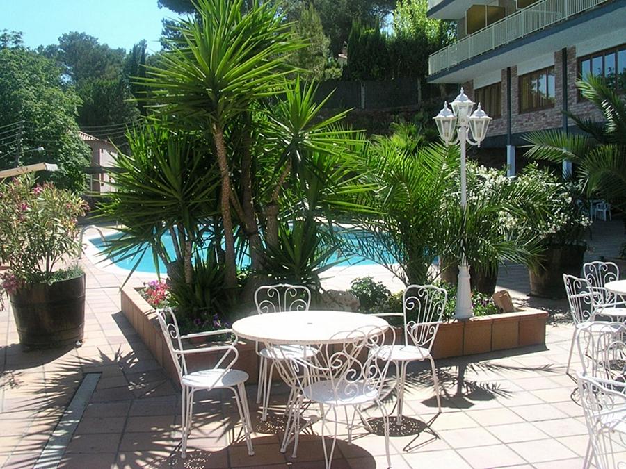 Can Fisa Hotel & Apartments Corbera de Llobregat Exterior photo